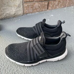 ADIDAS WOMENS GOLF SHOES size 36